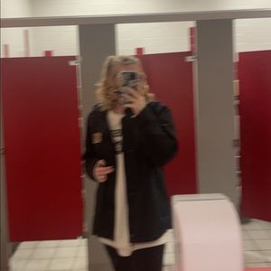 Meet your Posher, Delaney